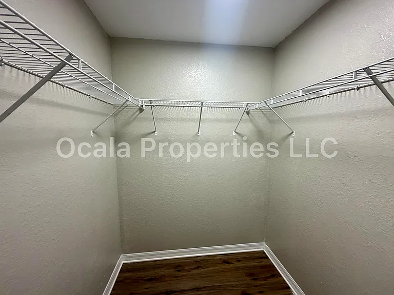 1 Olive Ln — Photo 21
