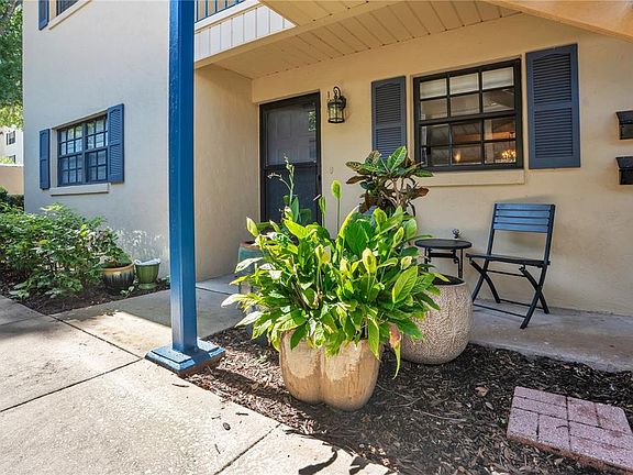 3rd image of 110 N TREMAIN STREET #108