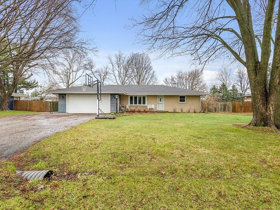 1st image of 2912 Panorama Dr