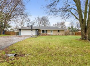 2912 Panorama Dr, Rockford, IL 61109