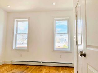 137-21 95th St #2R, Ozone Park, NY 11417
