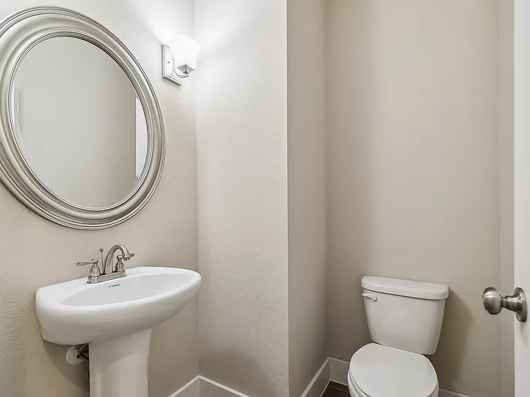 2508 Sanders Ct — Photo 28