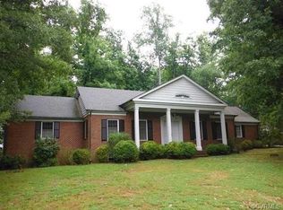 801 College Ave, Blackstone, VA 23824