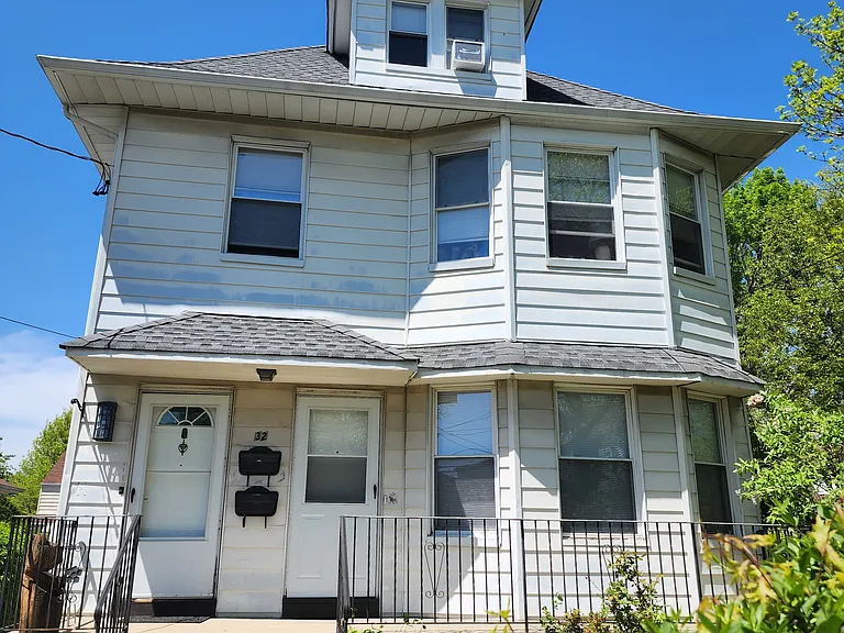 32 Euclid Ave #1 — Photo 1