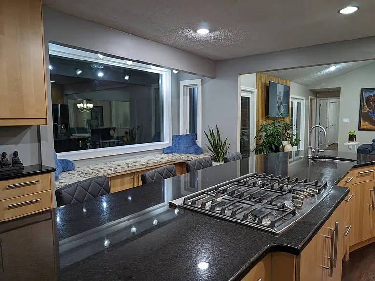 Colony Dr — Photo 61
