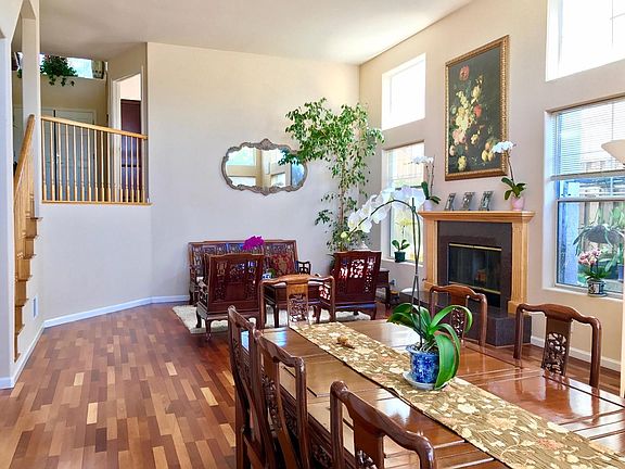 3rd image of 2077 Wendover Ln