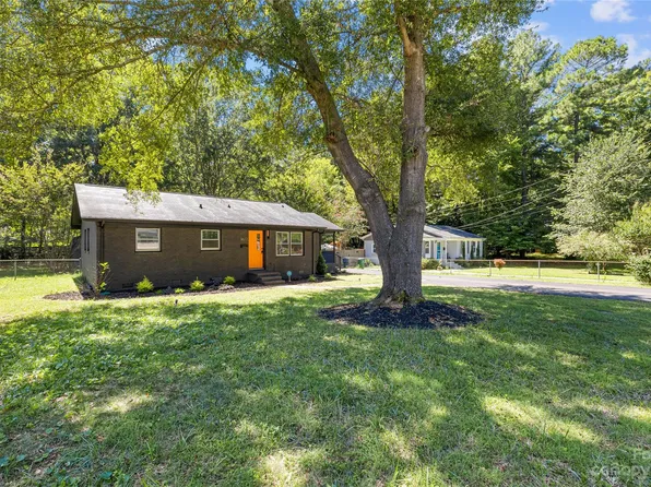 3622 Denson Pl, Charlotte, NC 28215