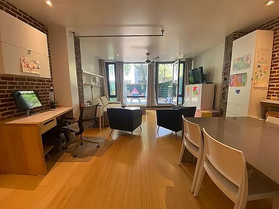 5th image of 309 W 112th St