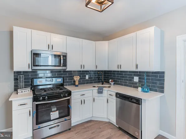 1939 S 65th St, Philadelphia, PA 19142