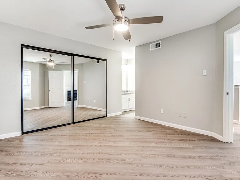 14135 Champions Dr — Photo 37