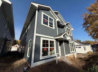 28 18th Ave N #28, Hopkins, MN 55343