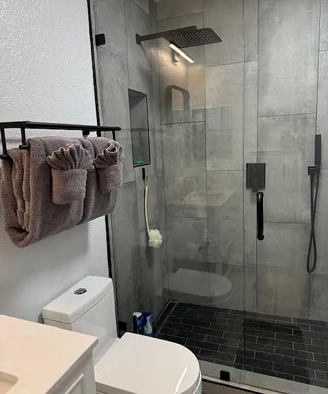 2857 N Los Felices Rd #213 — Photo 14