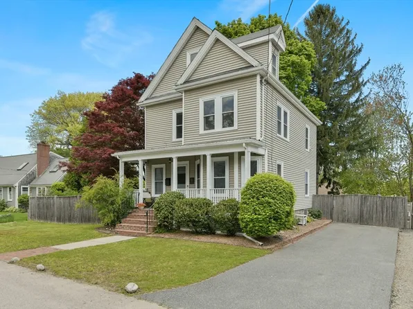 24 Mills St, Dedham, MA 02026