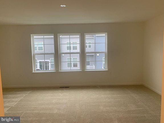 5th image of 119 Stribling Way Ter
