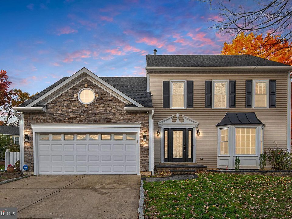 1st image of 217 Cherry Hill Ln