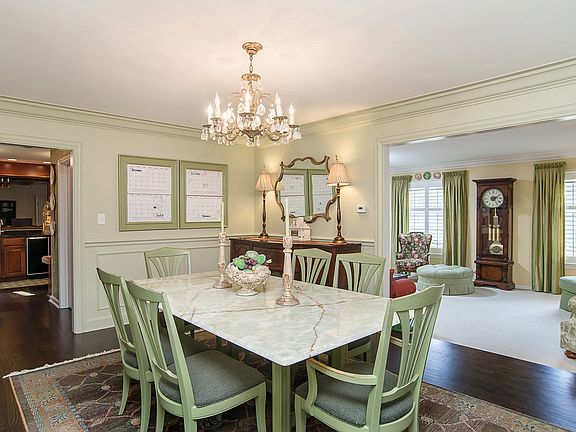 4th image of 3709 Delaware Commons South Dr