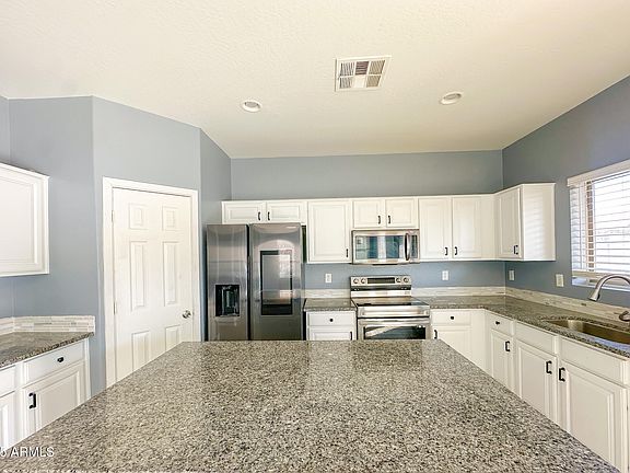 5th image of 9427 W ELWOOD Street