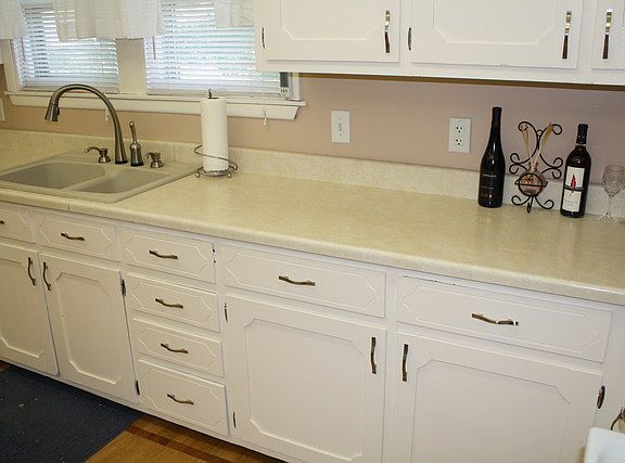 5th image of 295 S De Witt Pl