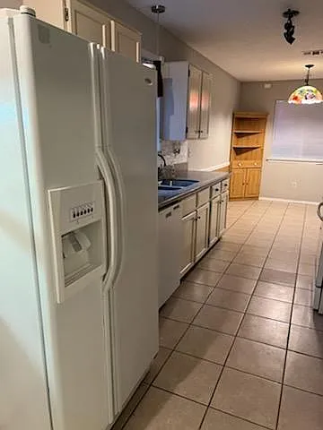 2327 Goldspring Ln — Photo 12