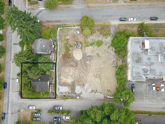 3rd image of 413 11th St