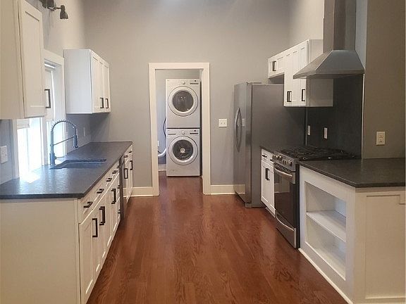 5th image of 1219 Hilltop Ave