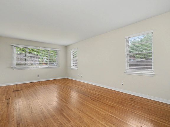 5th image of 1014 N Coolidge St
