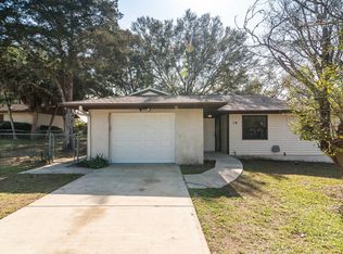 10 Silver Dr, Ocala, FL 34472
