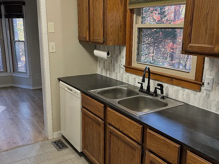 29 Hunters Way — Photo 17
