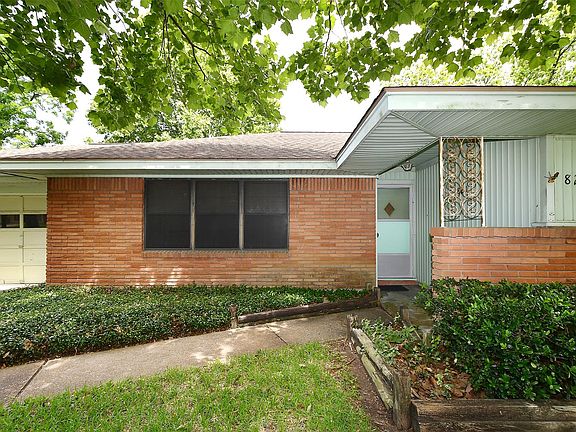 2nd image of 821 Peggy St