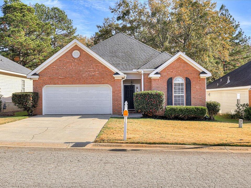 1st image of 737 Bradford Lane