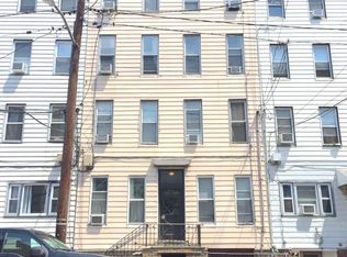 323 Grand St #2L, Hoboken, NJ 07030