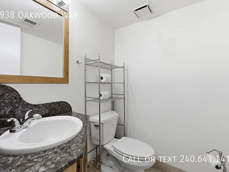 8938 Oakwood Way — Photo 19