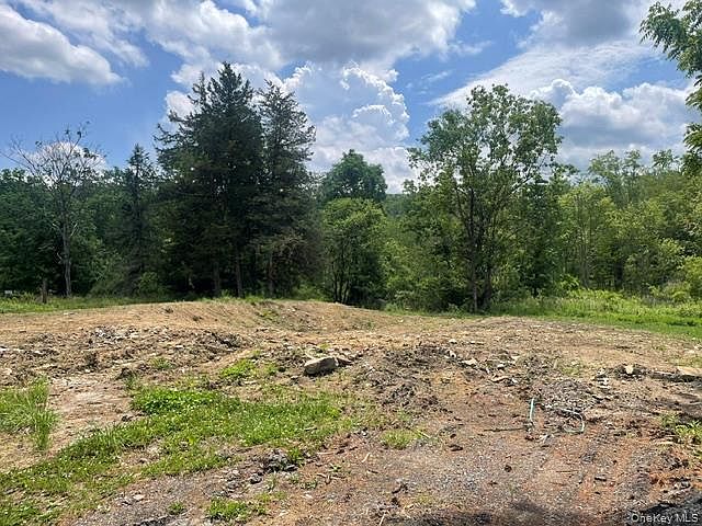 1st image of 429 Van Burenville Road