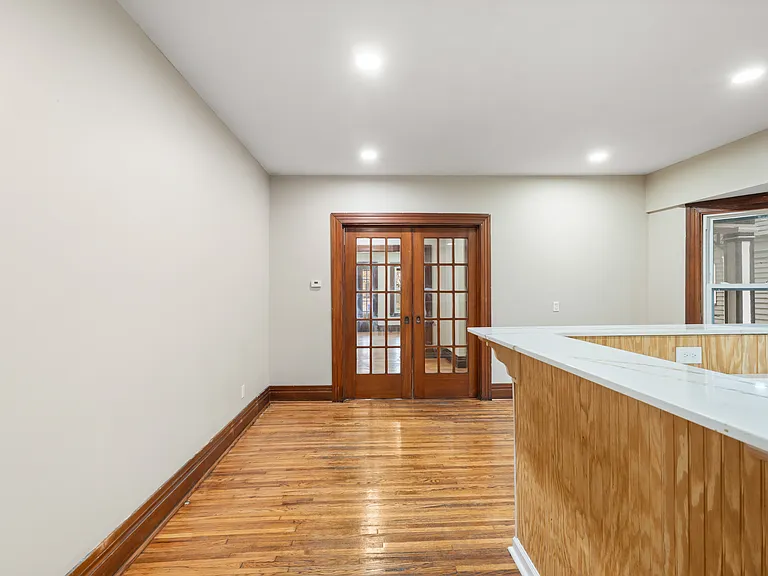 483 Alexander St #4 — Photo 11