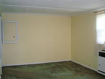 4th image of 24 Lindbergh Ln