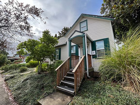2nd image of 5407-5421 N Montana Ave #5417