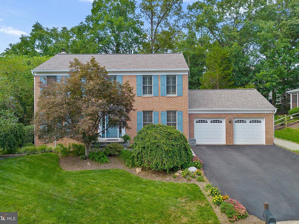 1st image of 13768 Laurel Rock Dr