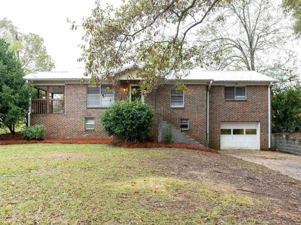 111 1st Ave NW, Graysville, AL 35073