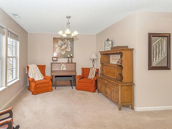 5th image of 18845 Long Walk Ln