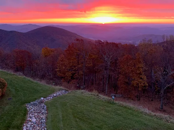 1813 High Ridge Ct, Wintergreen Resort, VA 22967