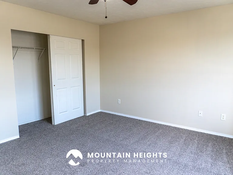 1953 W Black Angus Dr — Photo 22