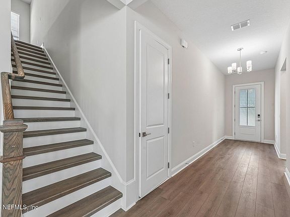 3rd image of 77 CRESCENT SHORES Road