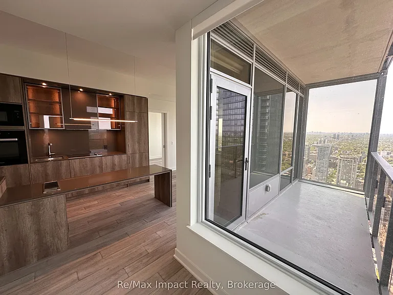 11 Yorkville Ave #4602 — Photo 21