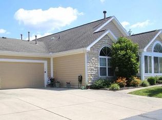 2660 Prestwick Village Cir, Springfield, OH 45503