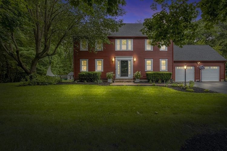 1st image of 35 Christina Dr