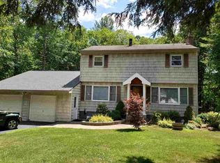 9 Jenkins Rd, Burnt Hills, NY 12027