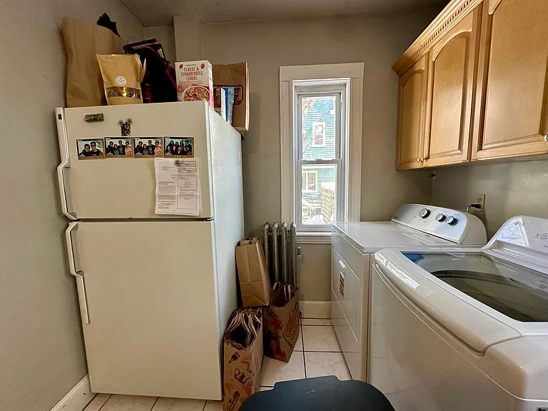 183 College Ave — Photo 7