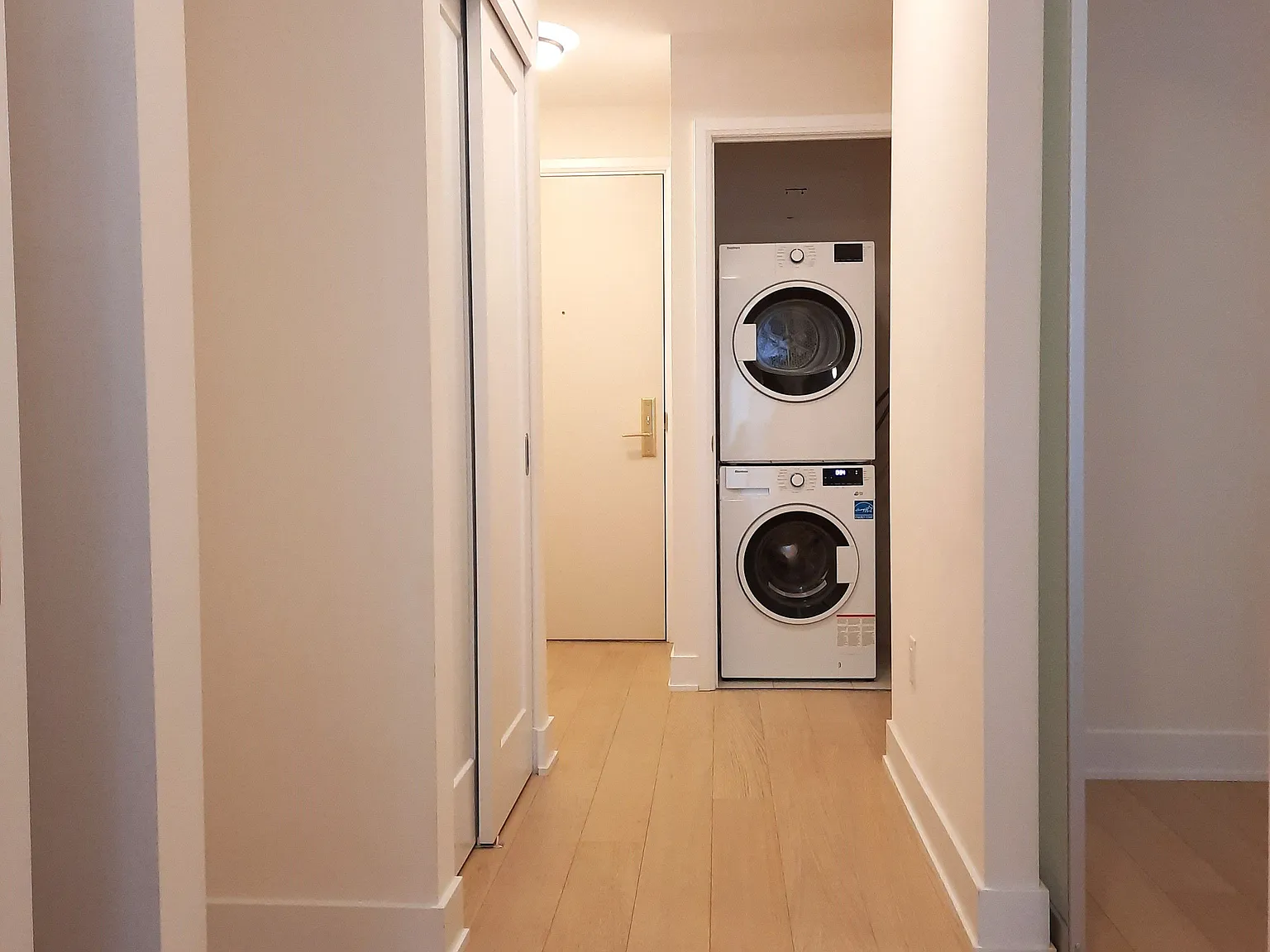 2 bed, $2,700 — Photo 4