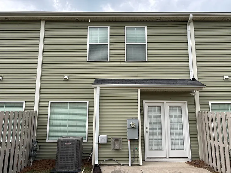218 Button Willow St — Photo 2