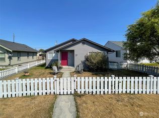 1431 W 6th St, Port Angeles, WA